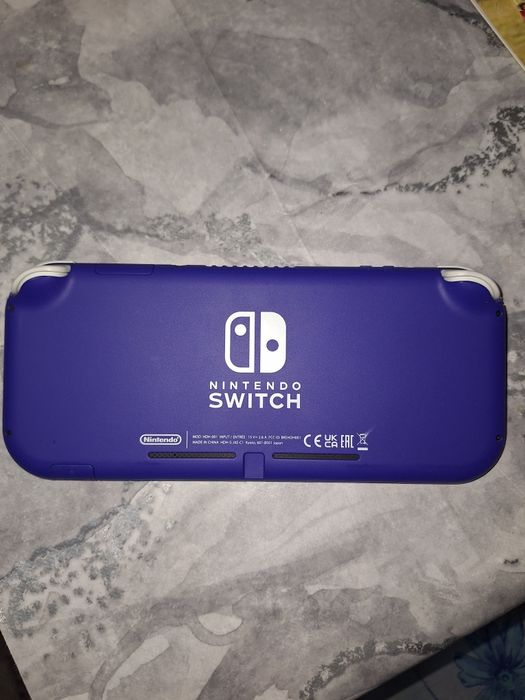 Nintendo Switch Lite modat
