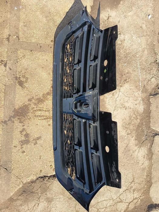 grila superioara calandru dacia dokker, lodgy, stepway