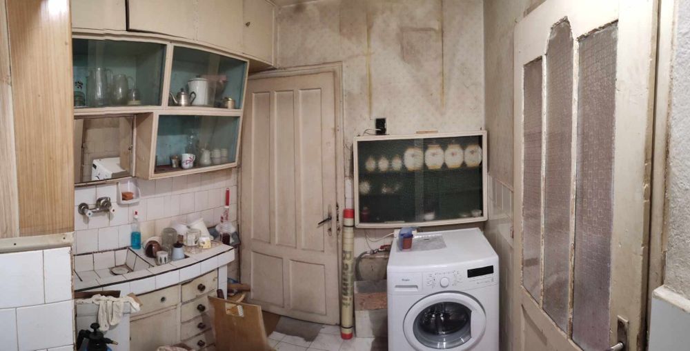 Дава се под наем Двустаен апартамент в Плевен, Широк център - 60 кв.м за 178.5 € - Снимка #1