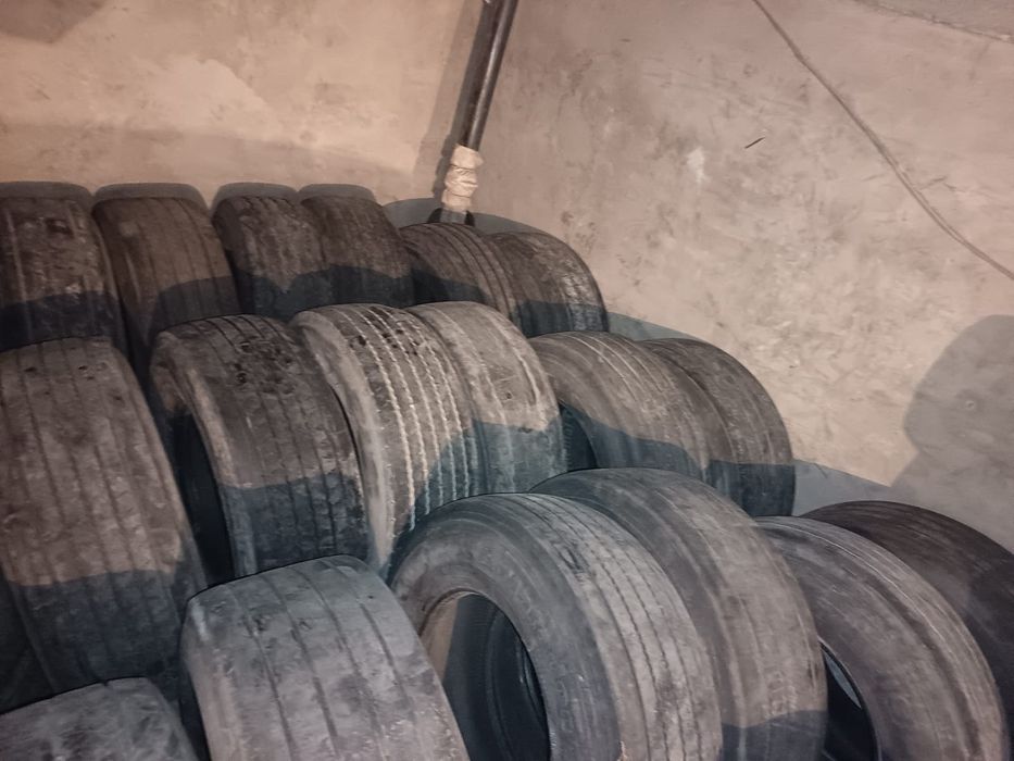 Продам грузовые шины