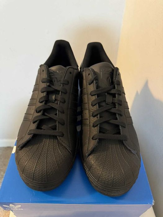 Мъжки маратонки ADIDAS SUPERSTAR ALL BLACK  Оригинални  EU40 -46 2/3