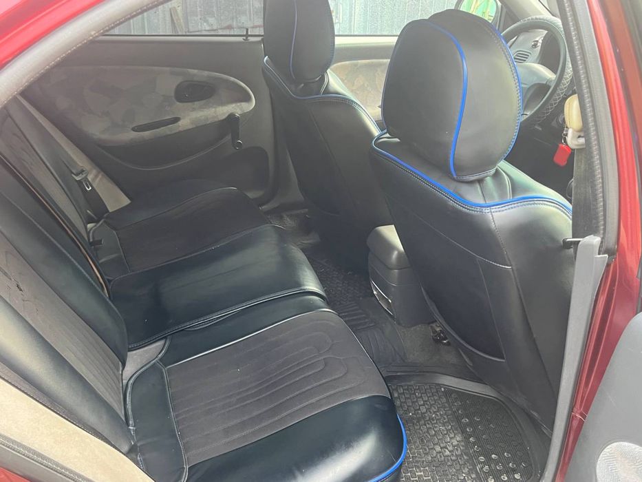 Продам машину митсубиси харизма