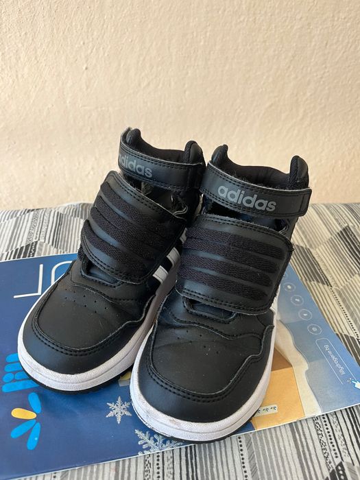 Adidas детски маратонки