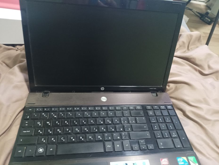 Продам ноутбук с CD/DVD