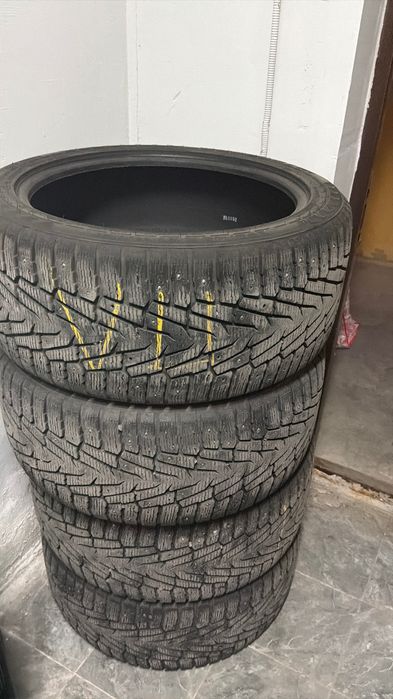Резина зима 295/40 R21