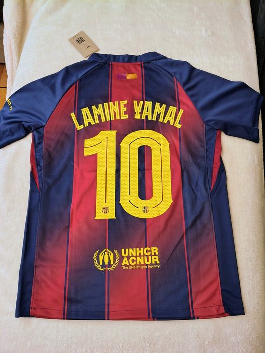Tricou Nike nou cu eticheta, FC Barcelona, mărimea M, însemne brodate