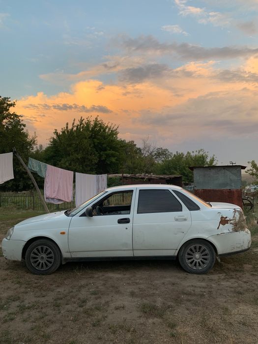 Продается приора