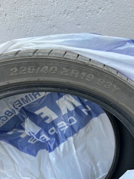 Гуми KUMHO 225/40/19 летни 4бр.