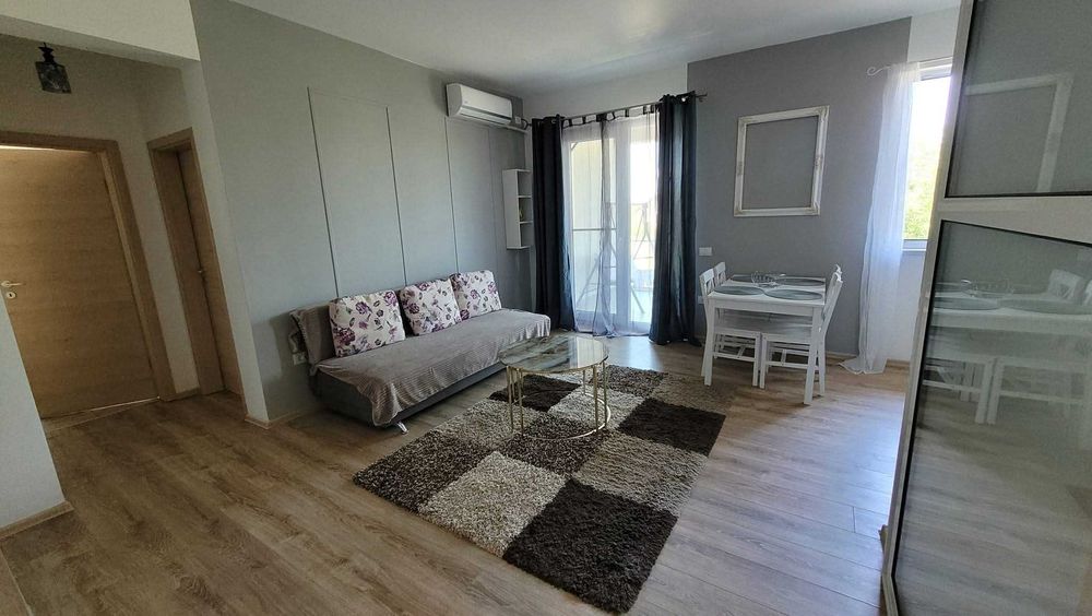 Vand apartament 2 camere