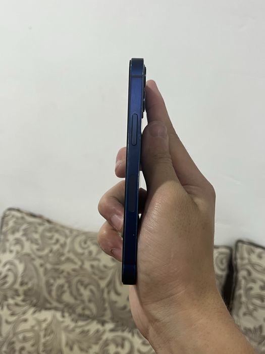 Продам iphone 12 mini