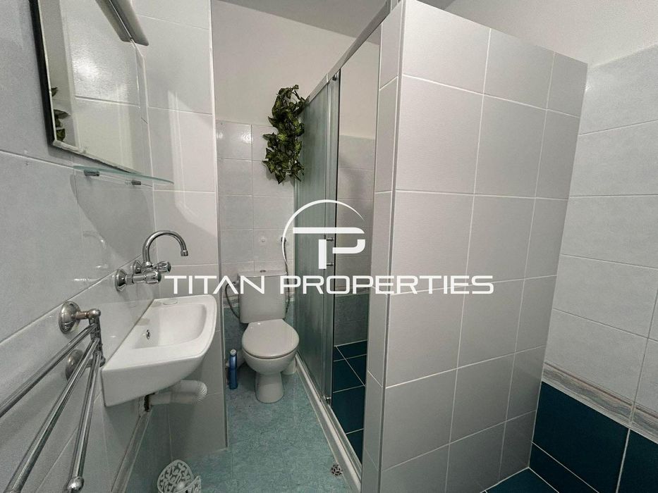 Дава се под наем Тристаен апартамент в Варна, Левски - 120 кв.м за 348.84 € - Снимка #9