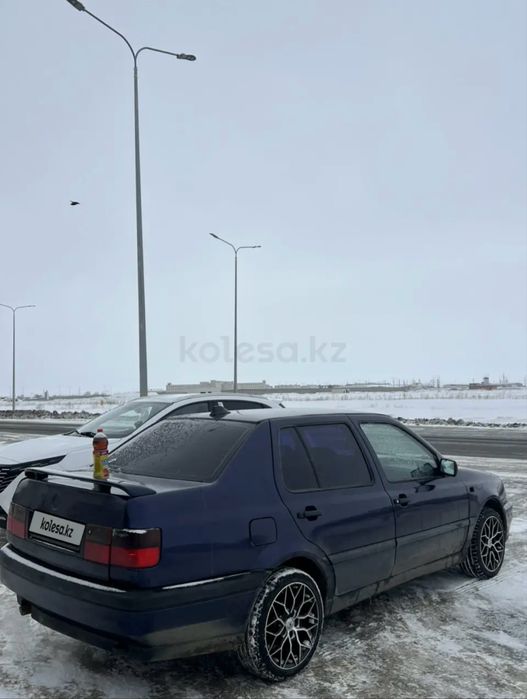 Продам Венту газ бензин, колеса 16
