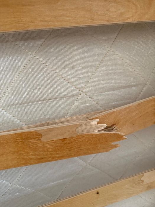 Кровать машинка