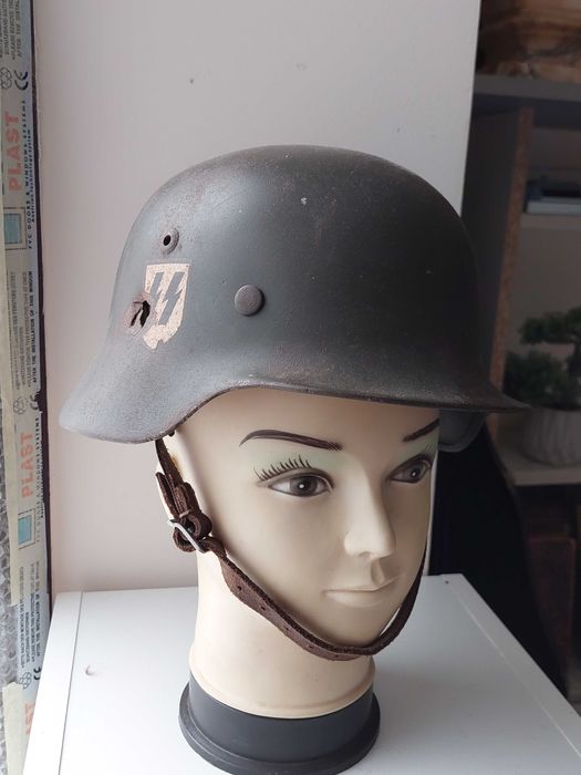 WW2 - Casca de luptă germană a trupelor SS