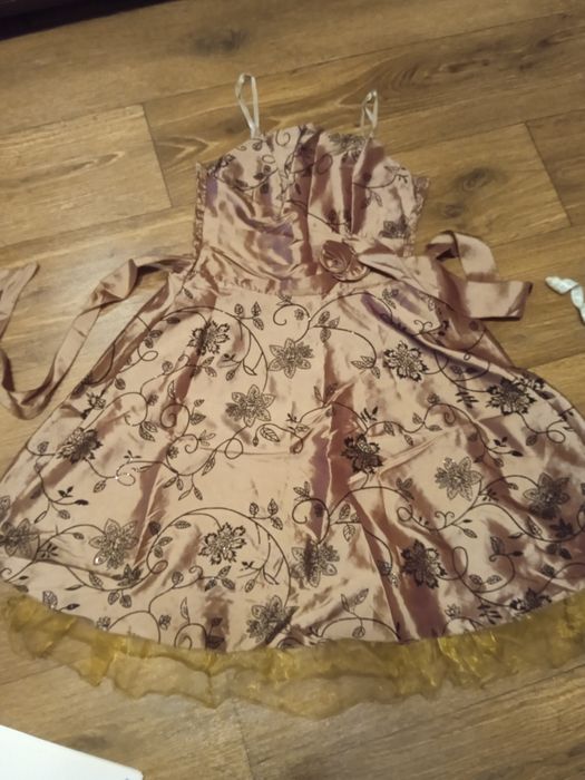 Платье вечернее, очень красивое