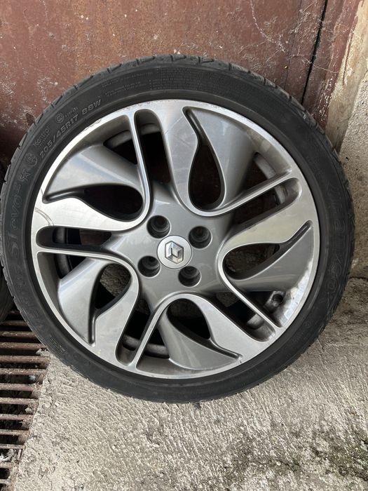 Джанти с гуми Рено Zoe 17” 4x100