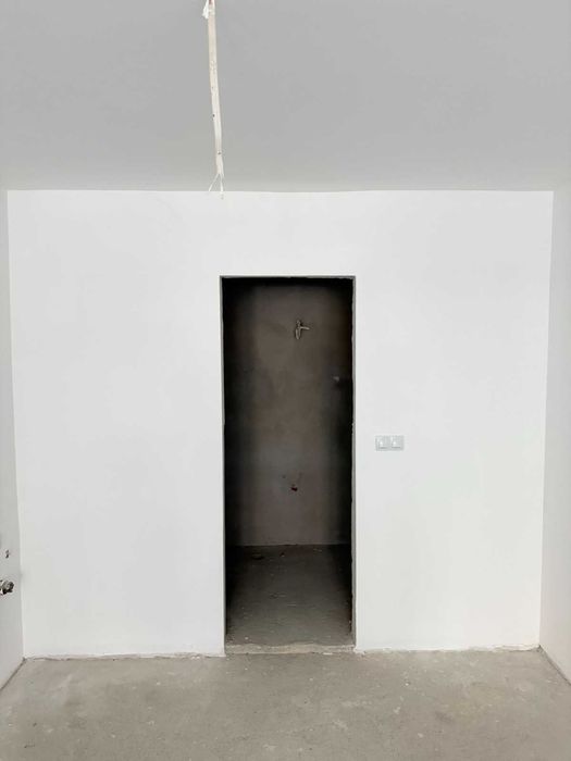 Продава се Едностаен апартамент в София, Борово - 44 кв.м за 1819 €/кв.м - Снимка #2