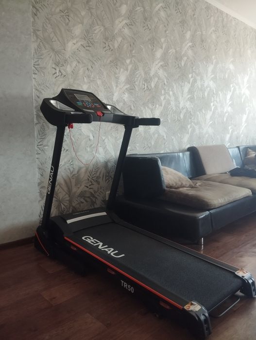 Беговая дорожка GENAU TR50