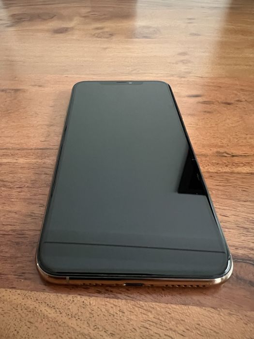 iPhone 11 Pro Max Gold 64 GB