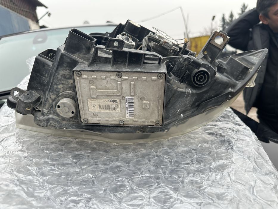 Ксенонов фар БМВ Е87 BMW E87