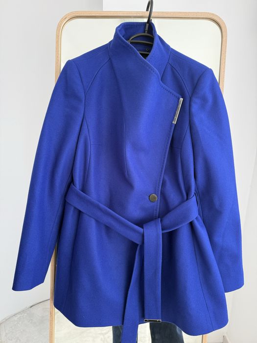 Кралско синьо палто на Ted Baker, L