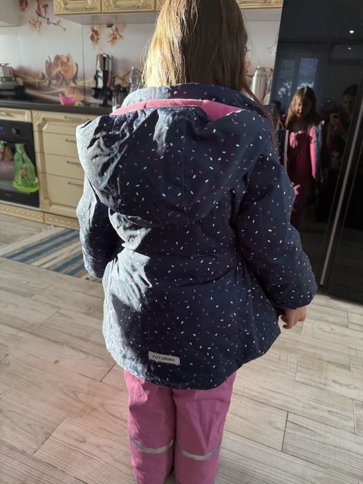 Продам зимний костюм 110 размер