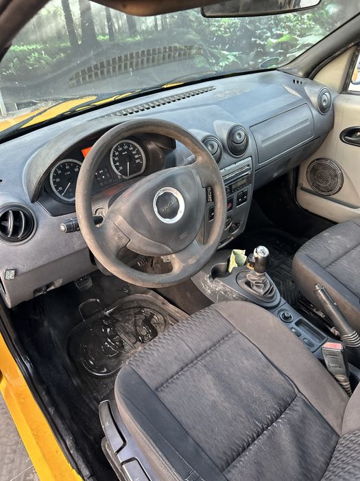 Dacia logan (nu a fost taxi)