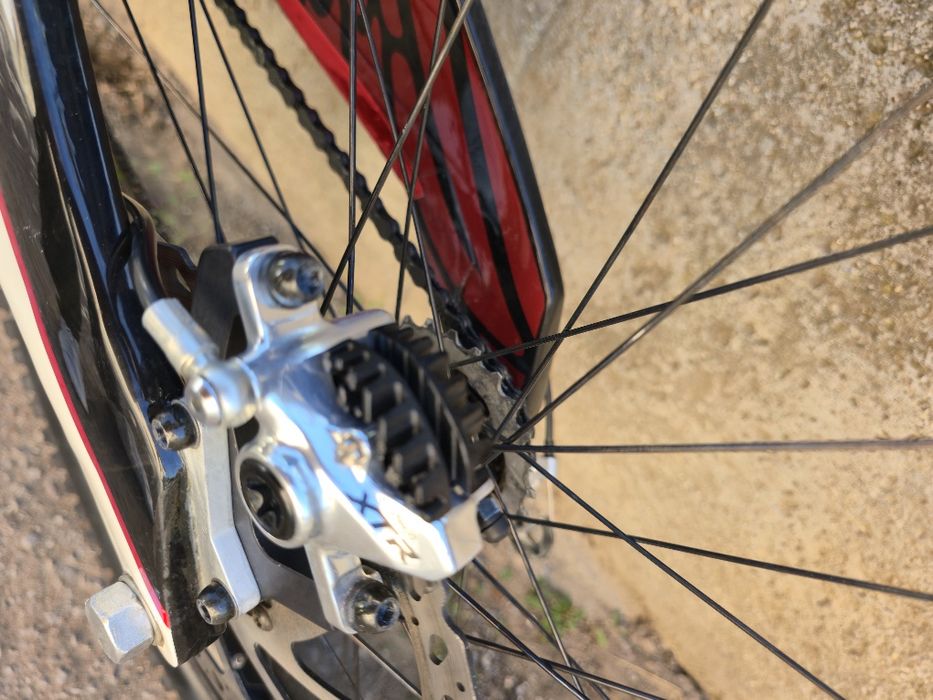 GT Fury Карбонов Като нов 26 цола Fox 40 Kashima XTR Shimano спирачки  Downhill велосипед 1х10  X9 Sram
