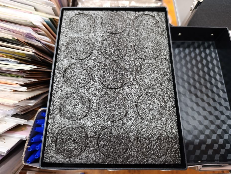 Куфари  за гримове и козметика