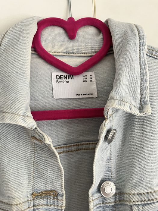 Jacheta denim Bershka marimea M