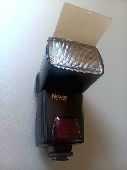 Вспышка на Nikon , Nissin di622