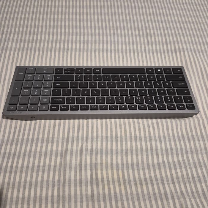 Tastatură fără fir Dell KB7120W (Multi-Device Wireless Keyboard)