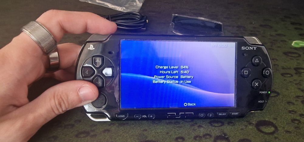 Psp seria 2004 full , modat