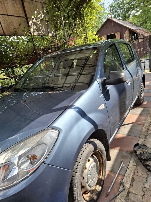 Vând Dacia Sandero