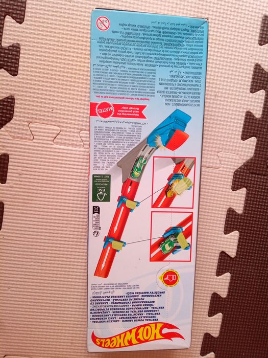 Hot wheels писта с изтрелвачка и количка Unassembled