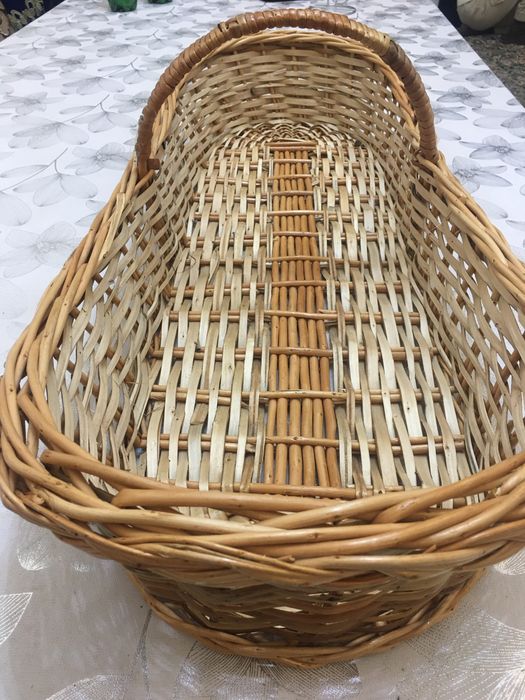 Плетеная корзина
