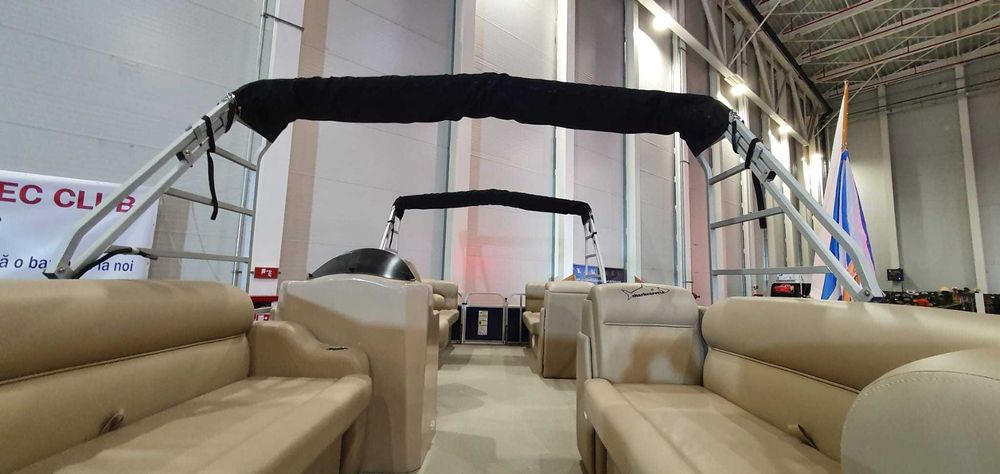 Barca Ponton (Catamaran) DE VANZARE, 7m lungime