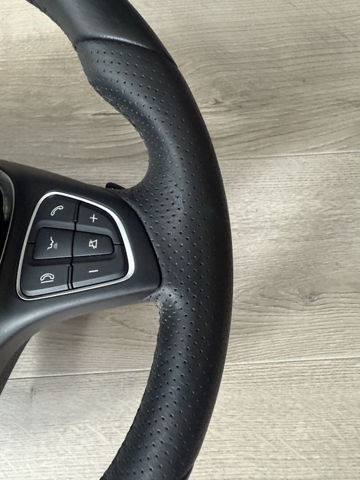 Волан Mercedes W205 W213 W247 W177 W166 W117