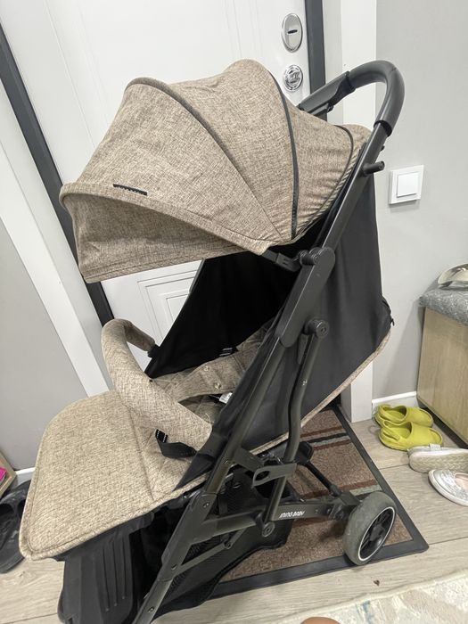 Продам коляску ining baby