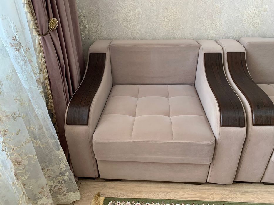 Срочно продам ДИВАН