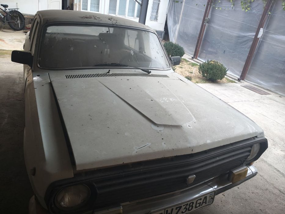 Volga Gaz 2411 sotladi