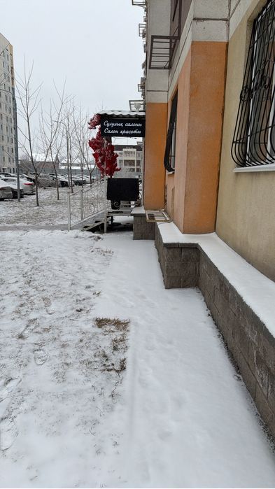 Маникюр стол педикюр кресло