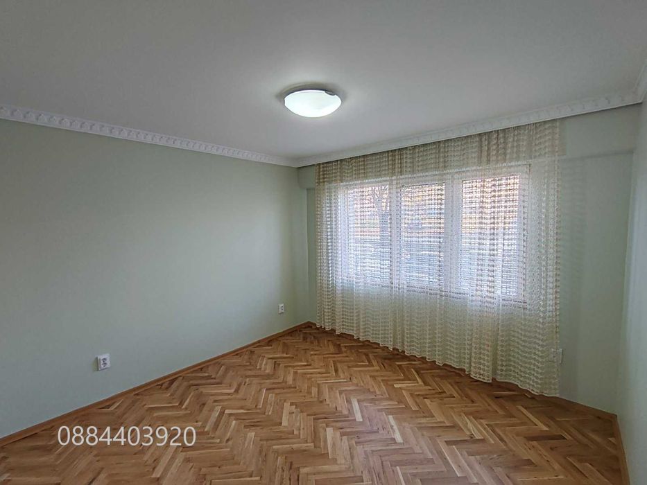 Продава се Двустаен апартамент в Варна, Център - 61 кв.м за 1329 €/кв.м - Снимка #3