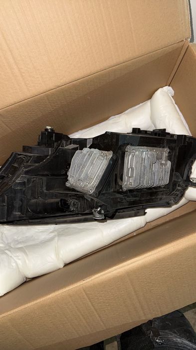 Продавам фарове, стопове и други за Mercedes S class 2015 w222