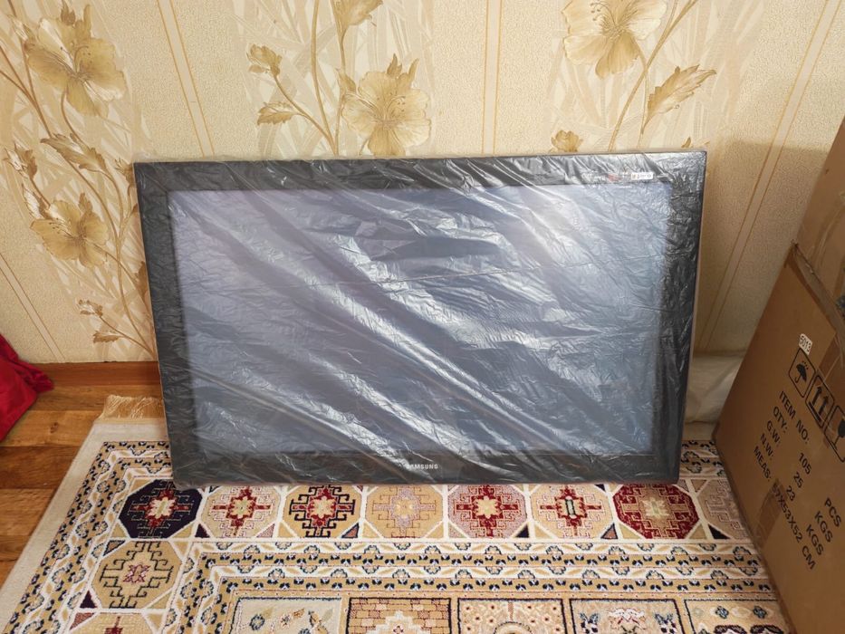 Гарнитур,шкафтар телевизор сатылады