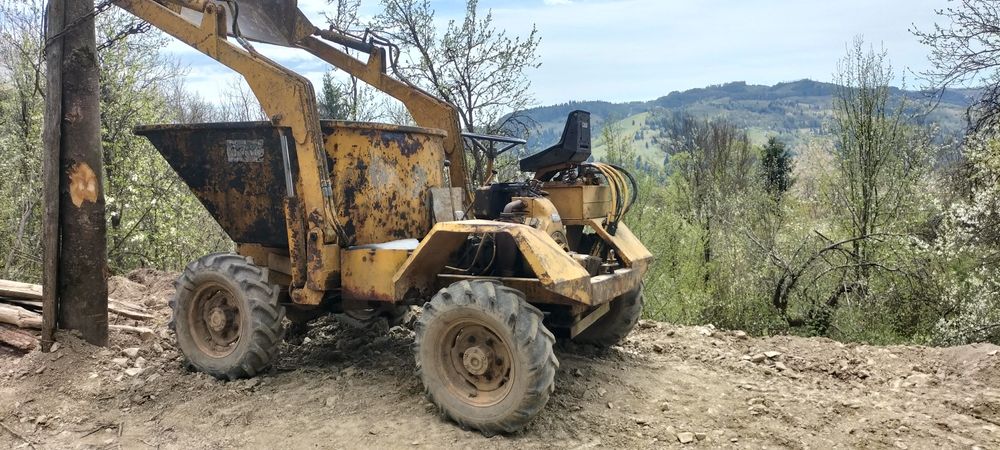 Dumper 4x4 cu autoincarcare