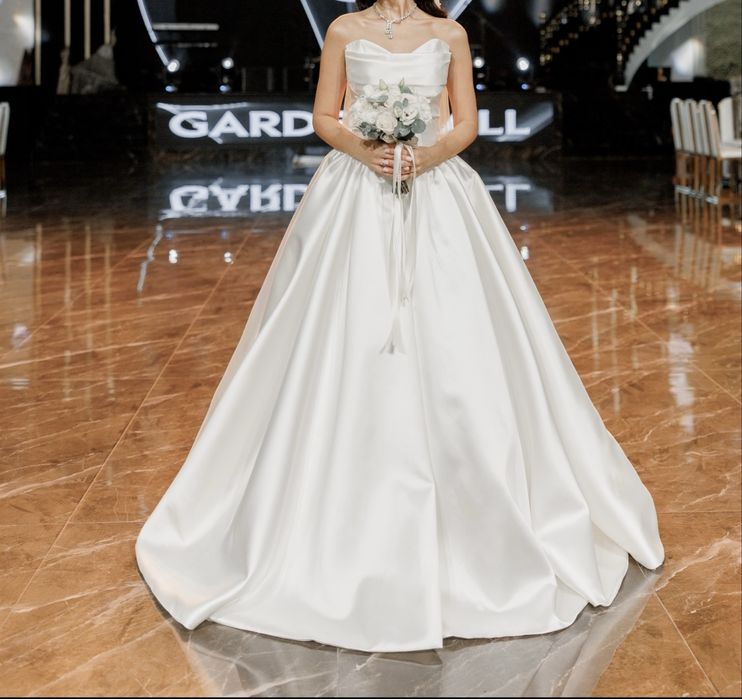 Продается свадебное платье