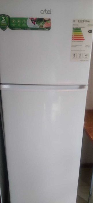 холодильник двух камерный