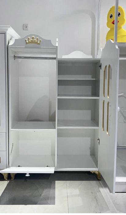 Детский шкафчик