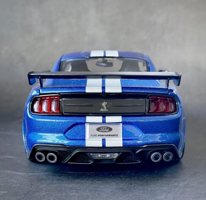 Оригинал Ford Mustang Shelby GT 500 1:18 железная масштабная - Доставк